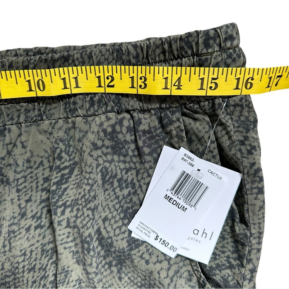 NWT Bella Dahl Print Pocketed Jogger Pants Cactus Green M Snake - Picture 8 of 9
